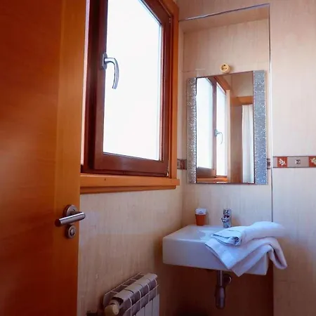 Santa Catalina Hotel *